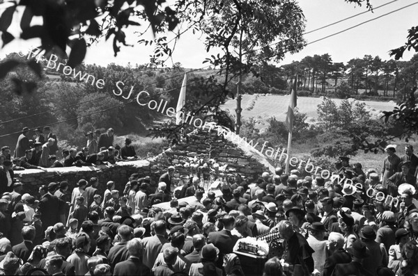 MASS IN THE RUINS